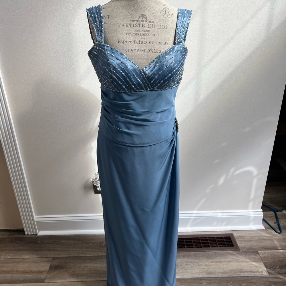 Elegant Blue Evening Dress